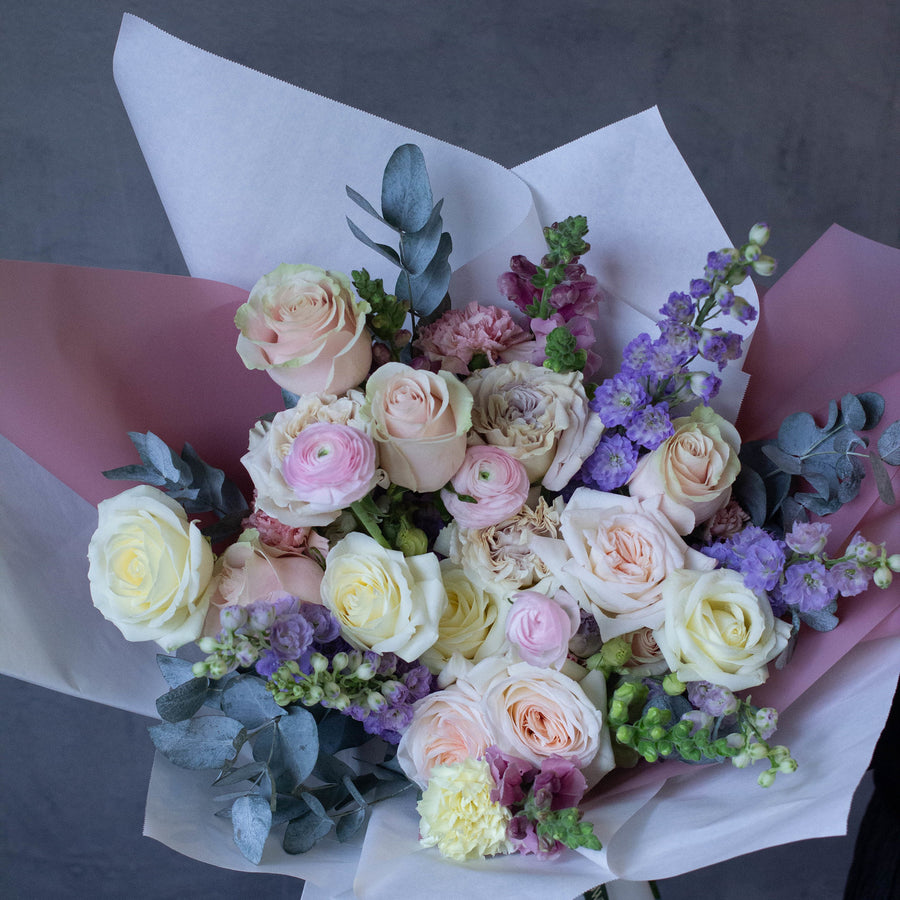 Lux Valentine Bouquet - Delicate