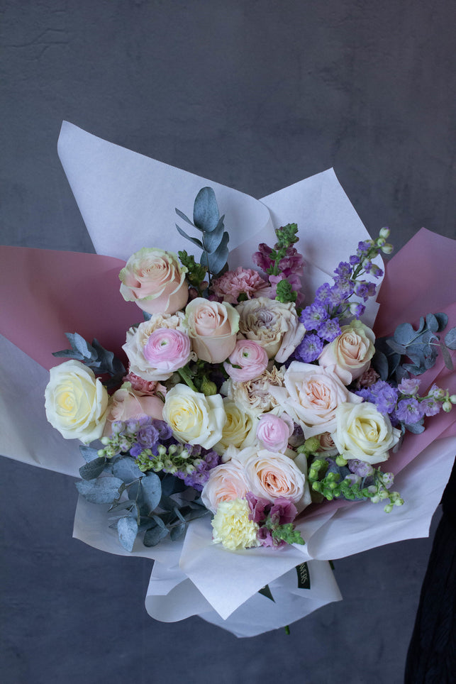 Lux Valentine Bouquet - Delicate