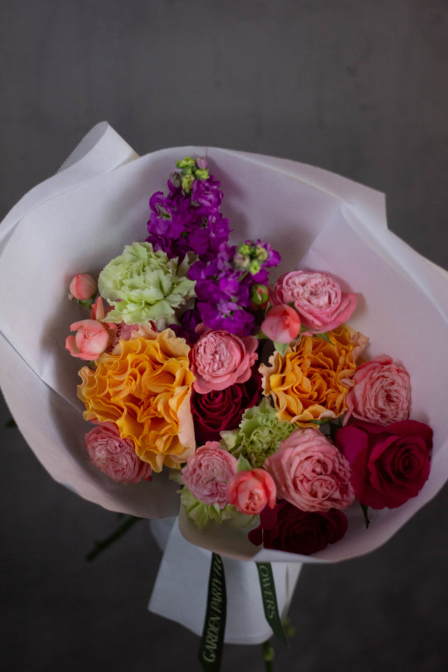 Creative Exposure - Fresh Flower Bouquet