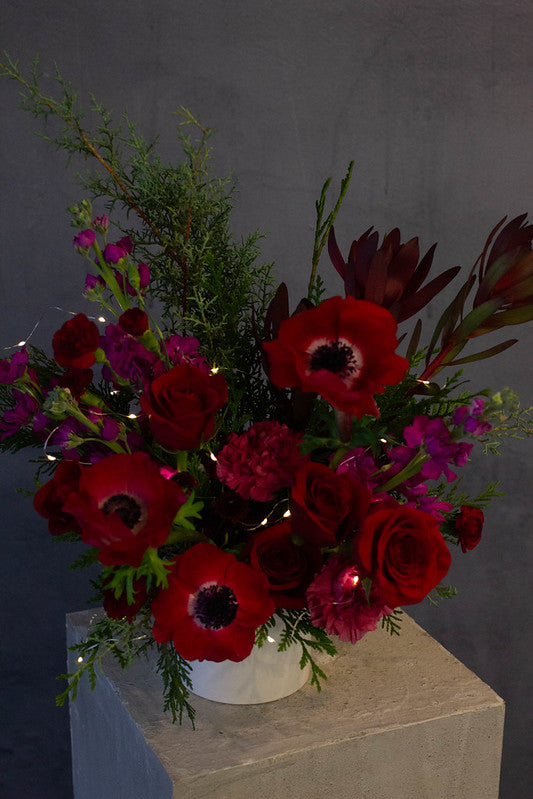 Classic Holiday Arrangement