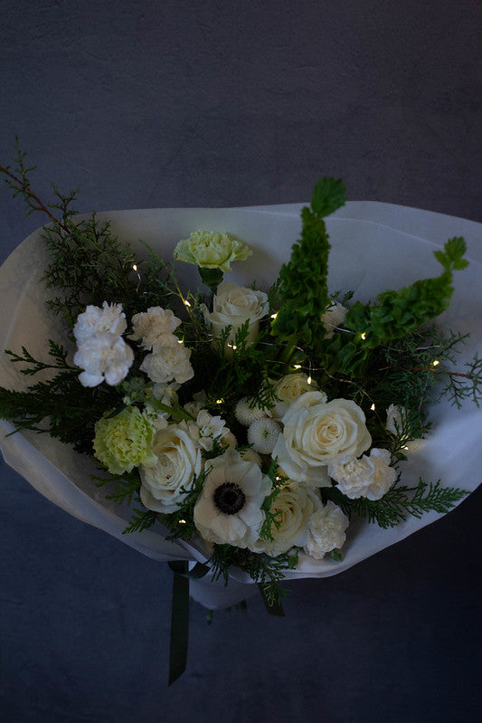 Serene Holiday Bouquet
