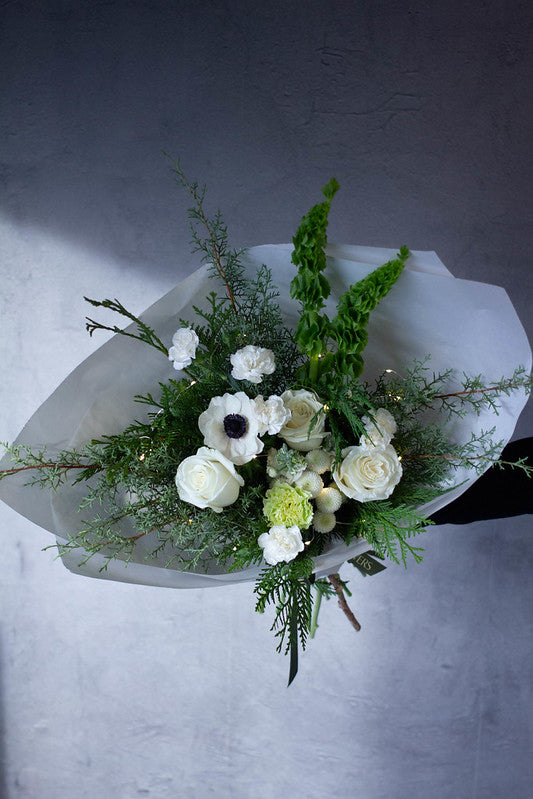 Serene Holiday Bouquet