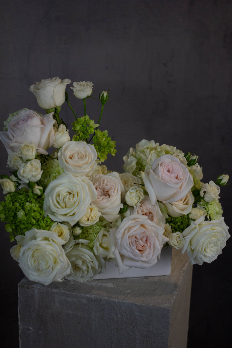 White Balance - Vase Arrangement